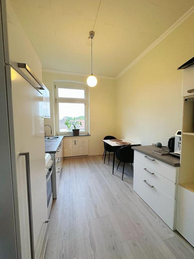 2 Schlafzimmer Waschenspuelmaschine Duisburg Exterior photo